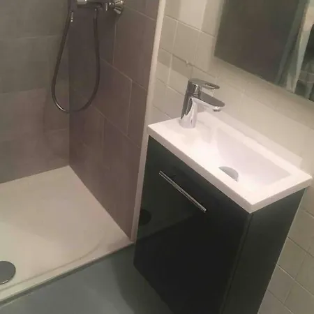 Apartment Studio A 600m Des Plages/clim Reversible/wifi *